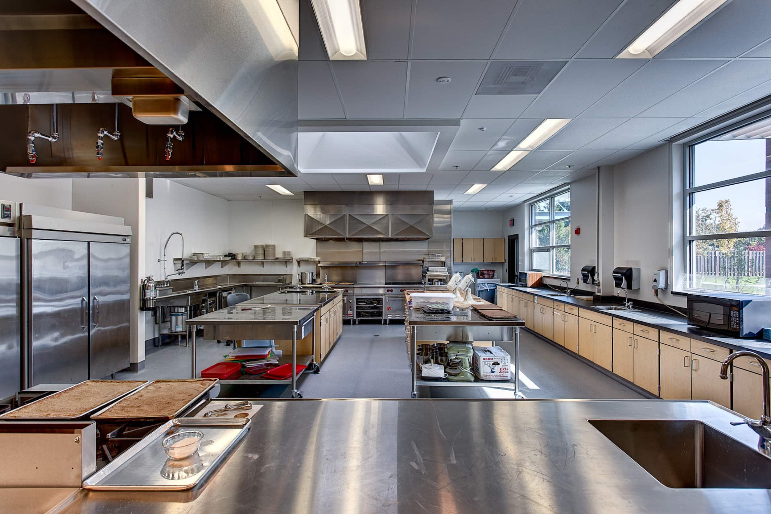 Silverton HS_Kitchen_001 Pence